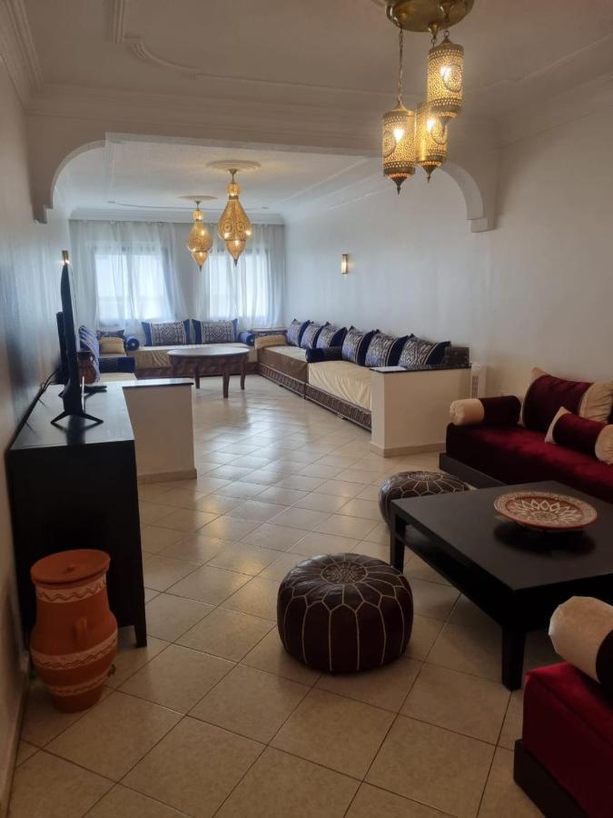 Appartement Spacieux Et Agreable Tangeri Esterno foto